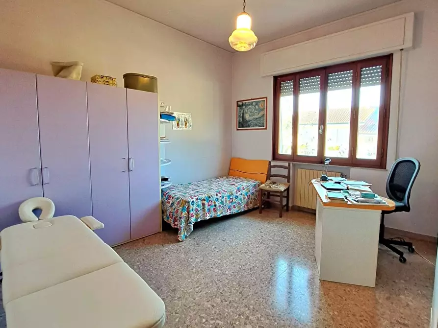 Immagine 25 di Villa in vendita  a Fucecchio