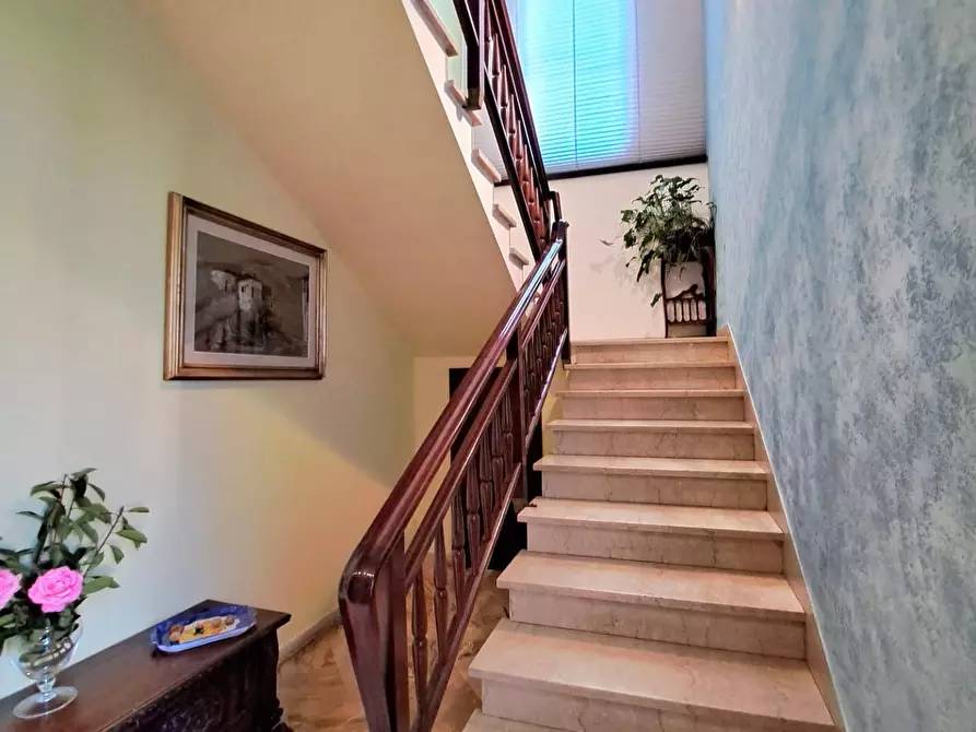 Immagine 21 di Villa in vendita  a Fucecchio