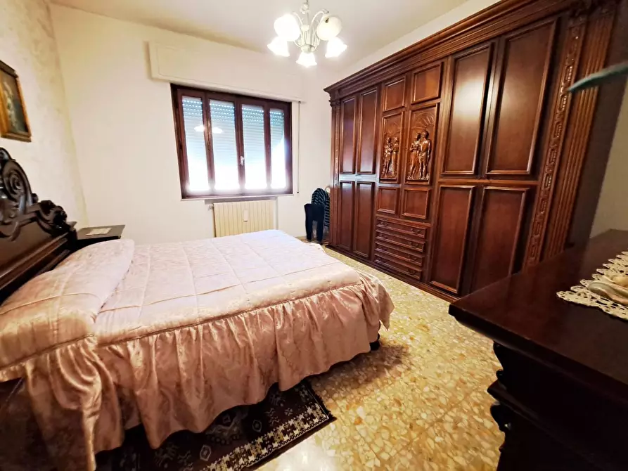 Immagine 27 di Villa in vendita  a Fucecchio