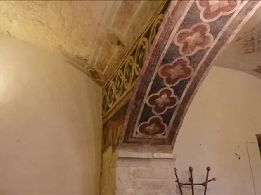 Immagine 7 di Appartamento in vendita  a Siena