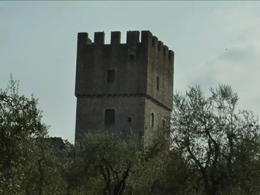 Immagine 2 di Appartamento in vendita  a Siena