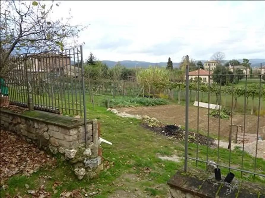 Immagine 19 di Villa in vendita  a Sovicille