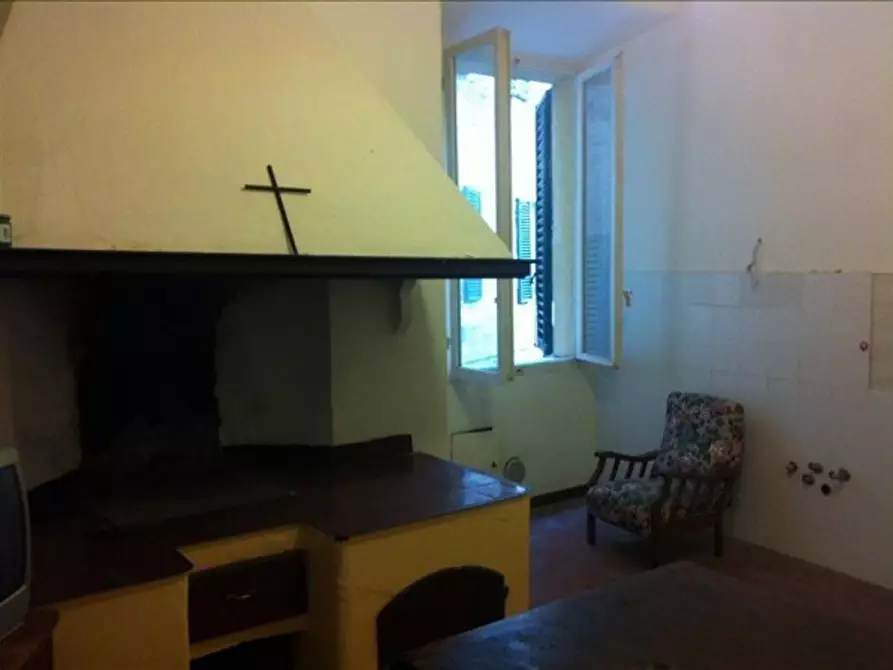 Immagine 1 di Appartamento in vendita  a Siena