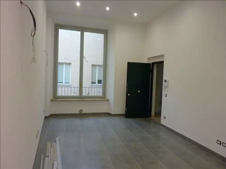 Immagine 3 di Appartamento in vendita  a Siena