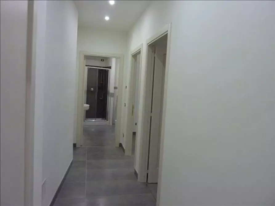 Immagine 7 di Appartamento in vendita  a Siena