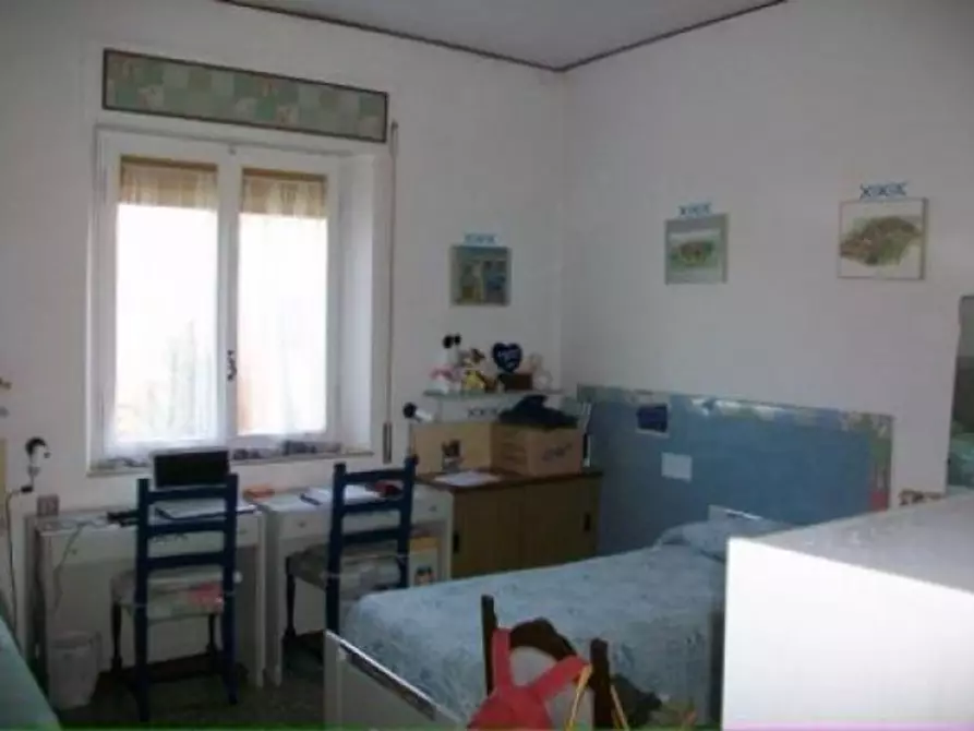 Immagine 3 di Appartamento in vendita  a Siena