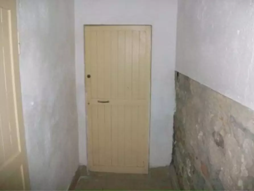 Immagine 8 di Appartamento in vendita  a Siena