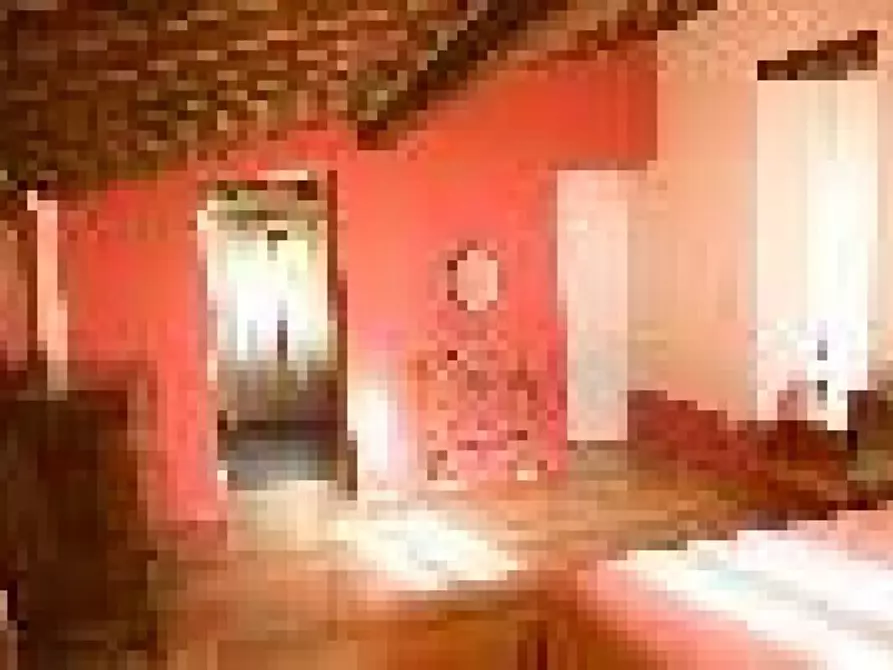 Immagine 5 di Appartamento in vendita  a Siena