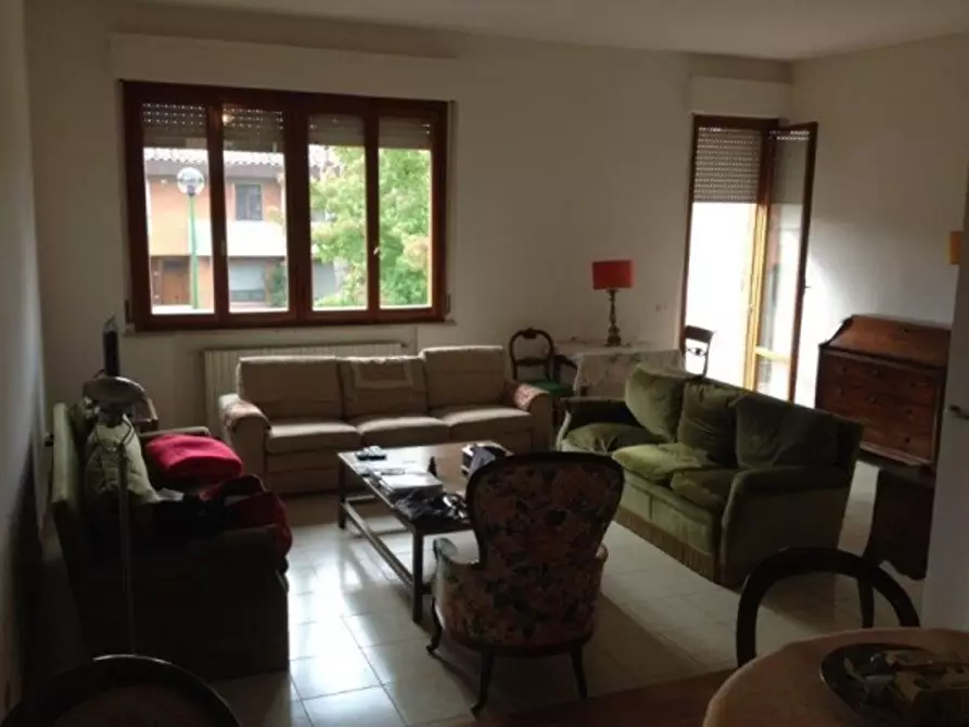 Immagine 5 di Appartamento in vendita  a Siena