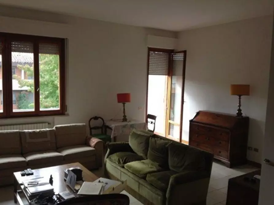 Immagine 4 di Appartamento in vendita  a Siena