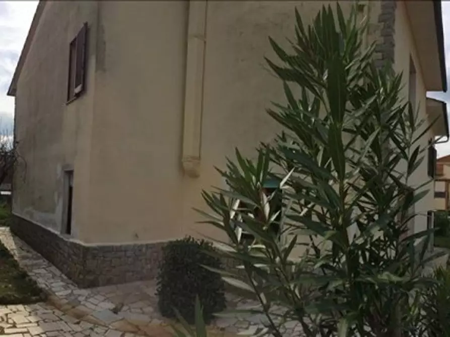 Immagine 5 di Appartamento in vendita  a Monteriggioni