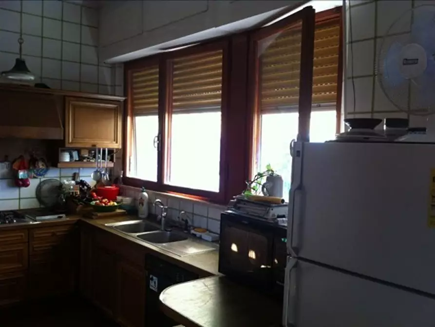 Immagine 5 di Appartamento in vendita  a Siena