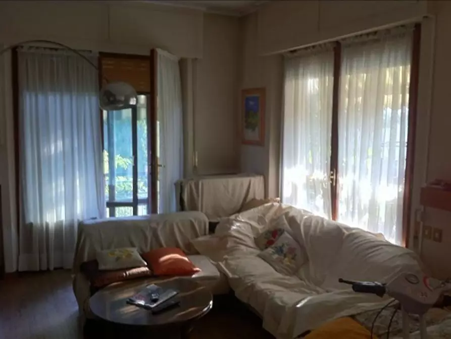 Immagine 7 di Appartamento in vendita  a Siena