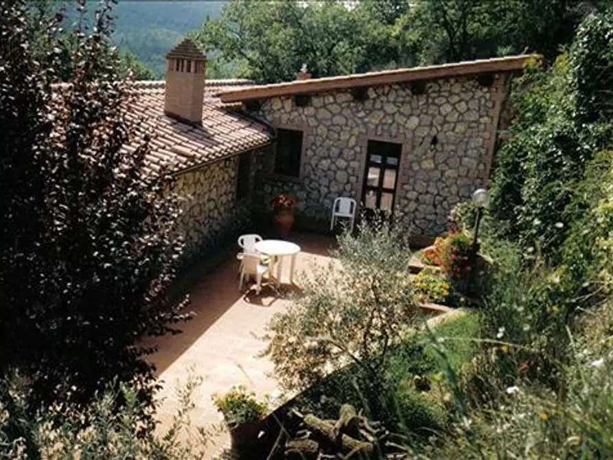 Immagine 8 di Appartamento in vendita  a Monteriggioni