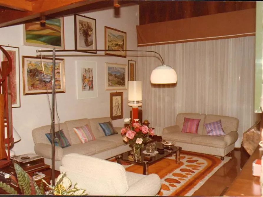 Immagine 18 di Appartamento in vendita  a Siena