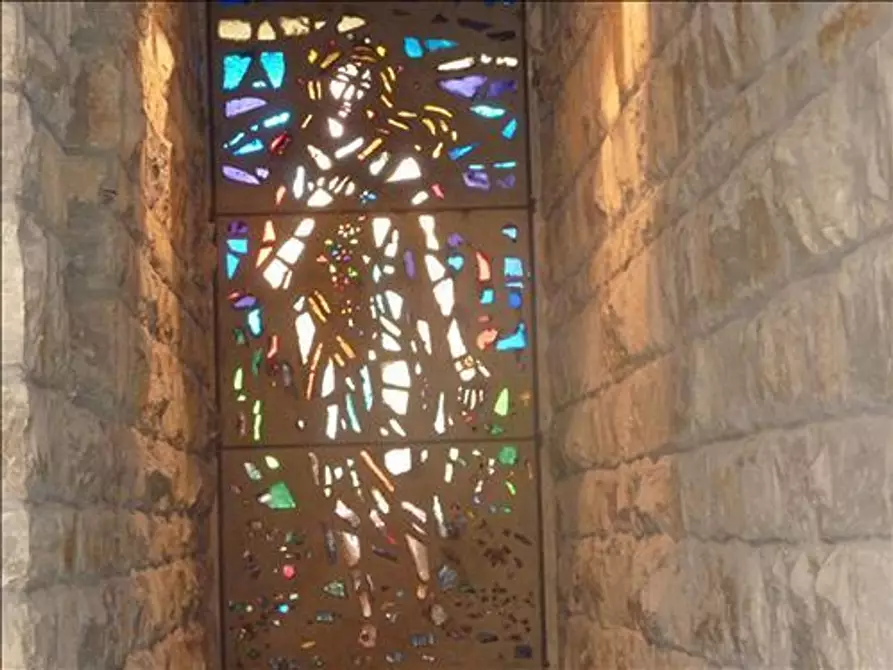 Immagine 9 di Appartamento in vendita  a Siena