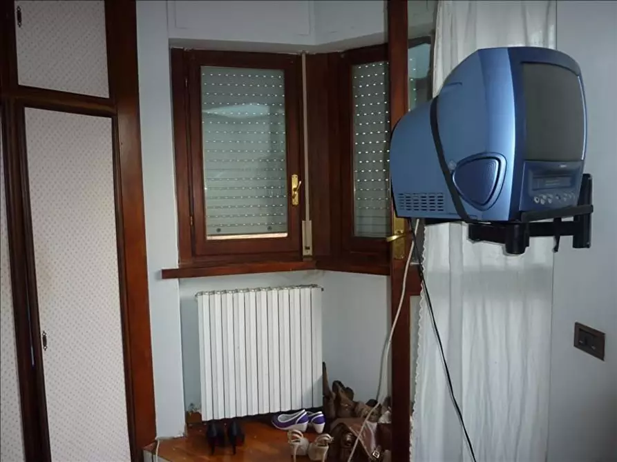 Immagine 11 di Appartamento in vendita  a Siena