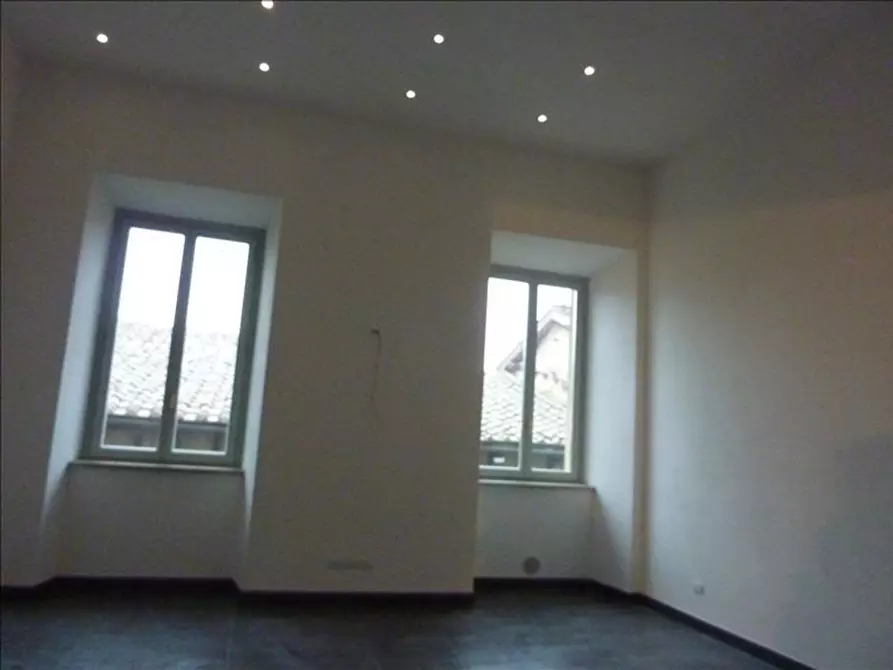 Immagine 2 di Appartamento in vendita  a Siena