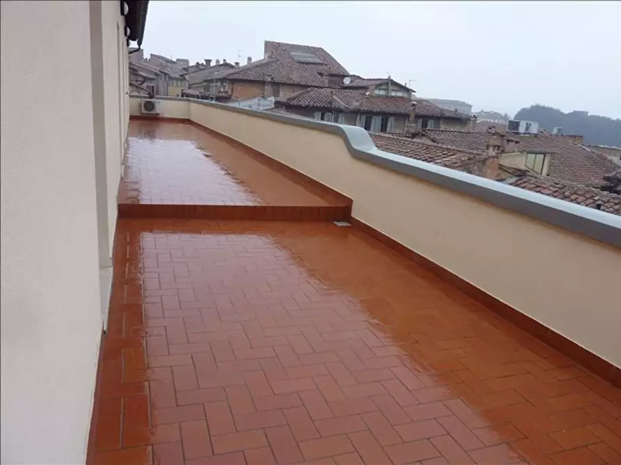 Immagine 14 di Appartamento in vendita  a Siena