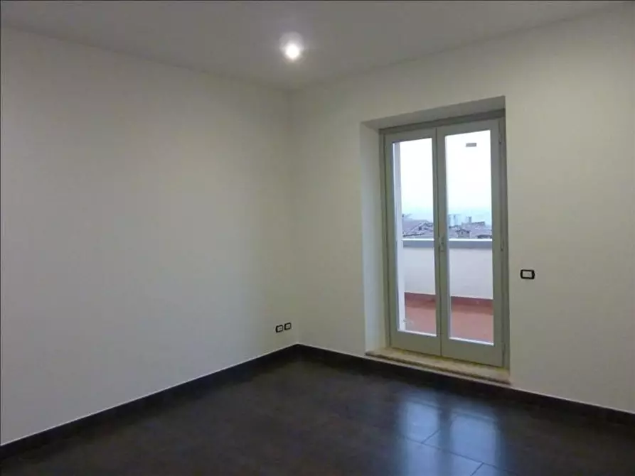 Immagine 25 di Appartamento in vendita  a Siena