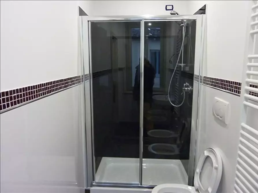 Immagine 29 di Appartamento in vendita  a Siena