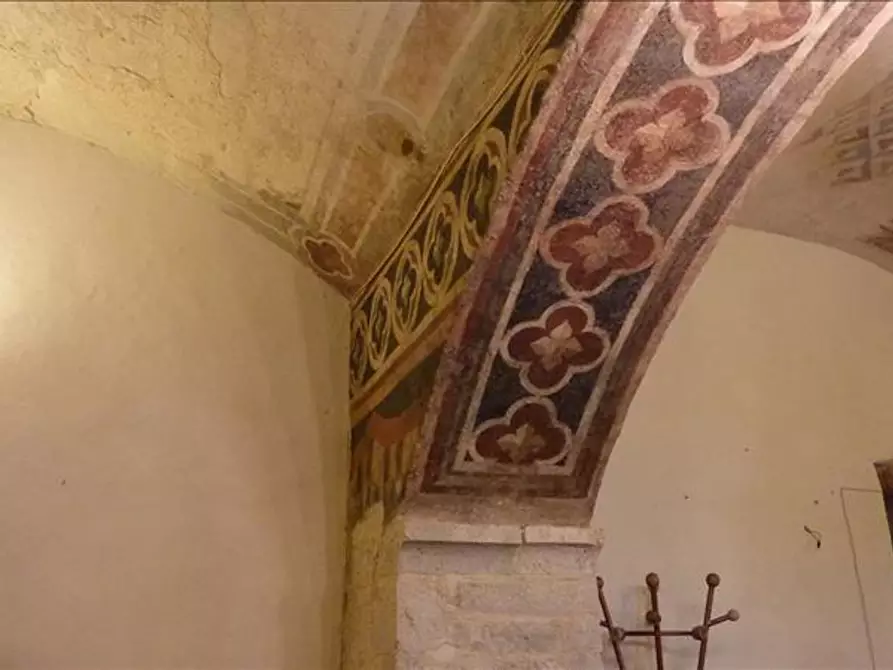 Immagine 7 di Appartamento in vendita  a Siena