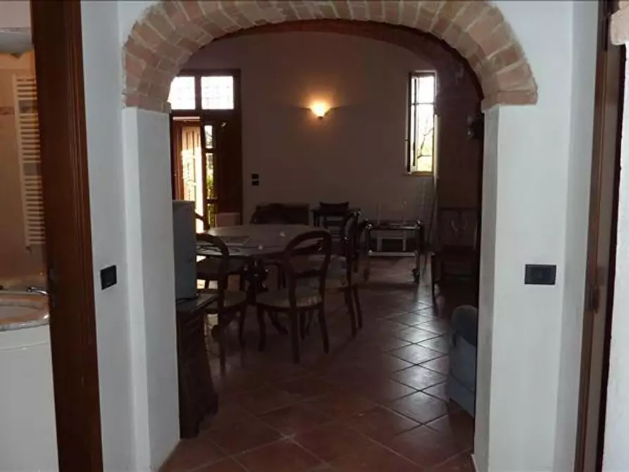 Immagine 7 di Appartamento in vendita  a Campello Sul Clitunno