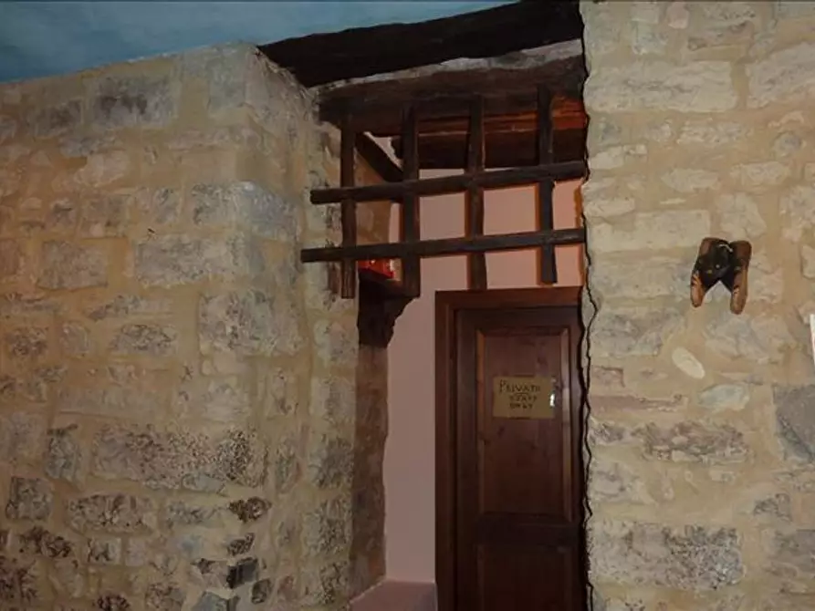 Immagine 11 di Appartamento in vendita  a Castelnuovo Berardenga