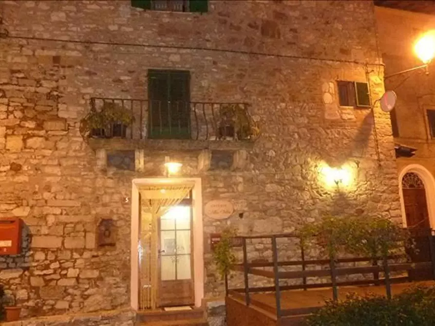 Immagine 13 di Appartamento in vendita  a Castelnuovo Berardenga