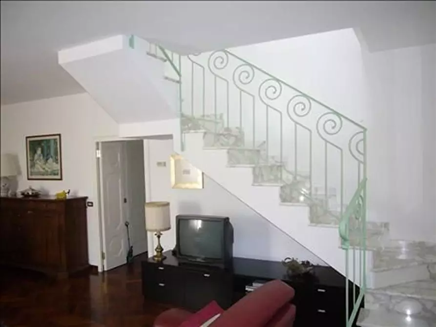 Immagine 7 di Appartamento in vendita  a Sovicille