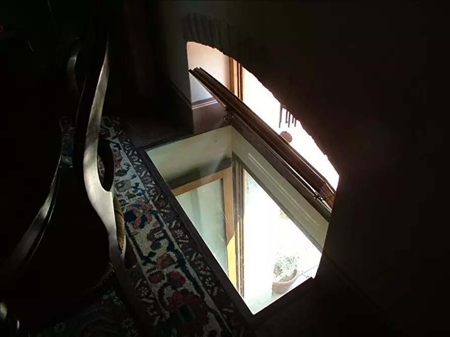 Immagine 30 di Appartamento in vendita  a Casole D'elsa