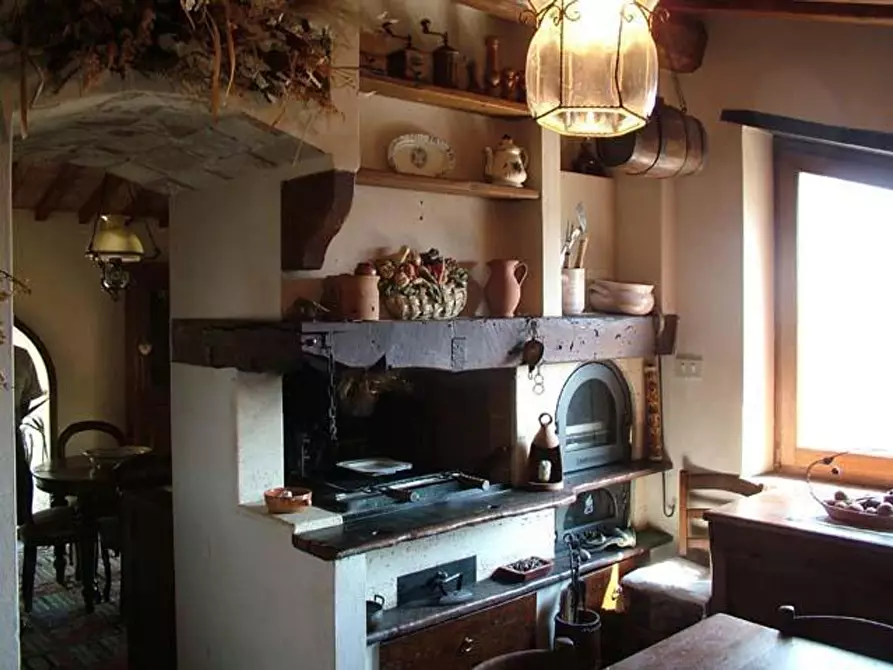 Immagine 3 di Appartamento in vendita  a Casole D'elsa