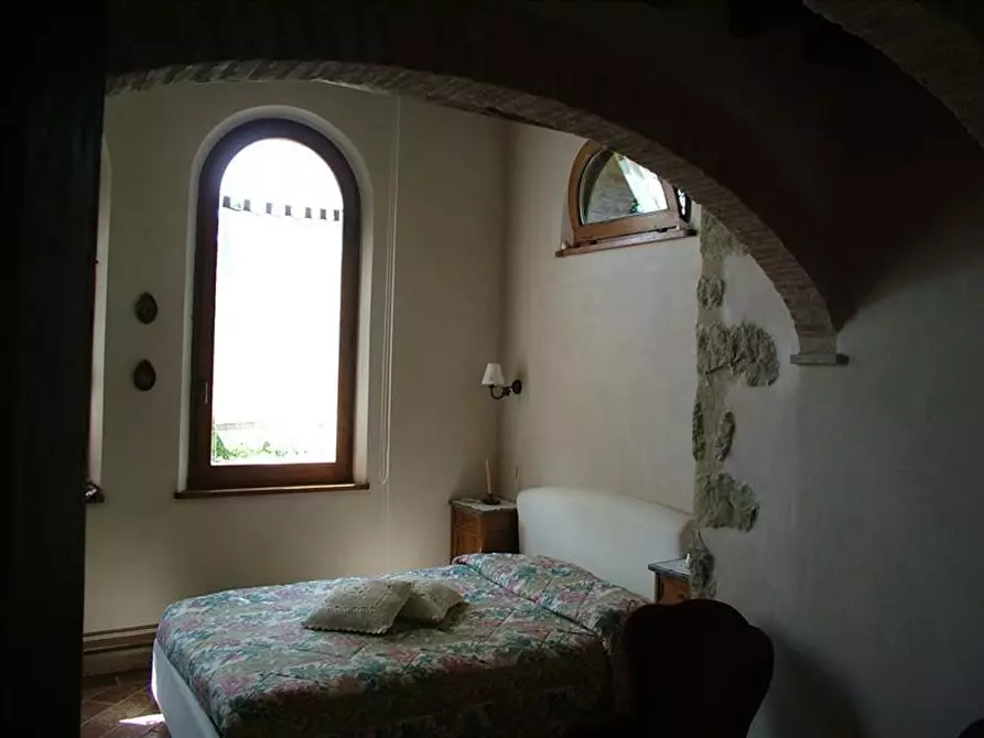 Immagine 33 di Appartamento in vendita  a Casole D'elsa