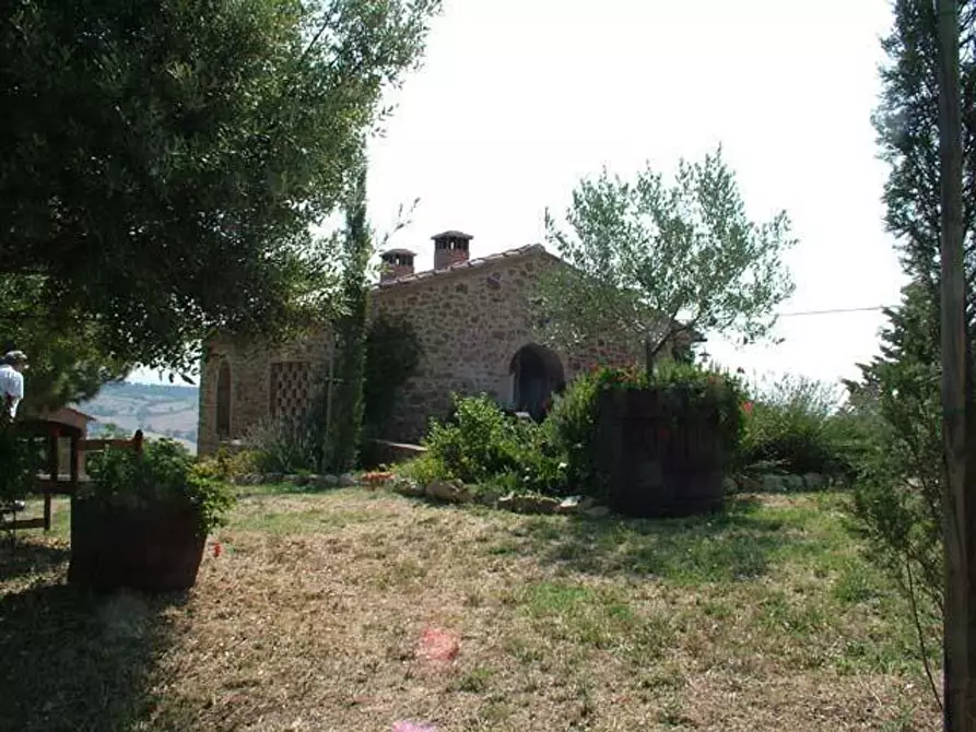 Immagine 16 di Appartamento in vendita  a Casole D'elsa