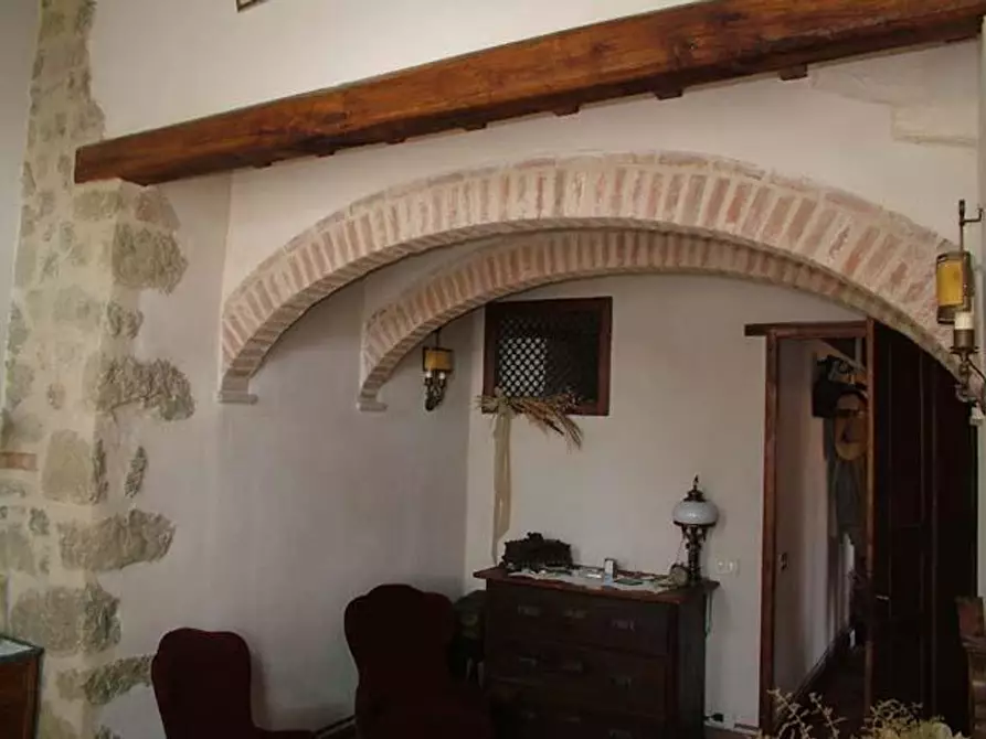 Immagine 6 di Appartamento in vendita  a Casole D'elsa