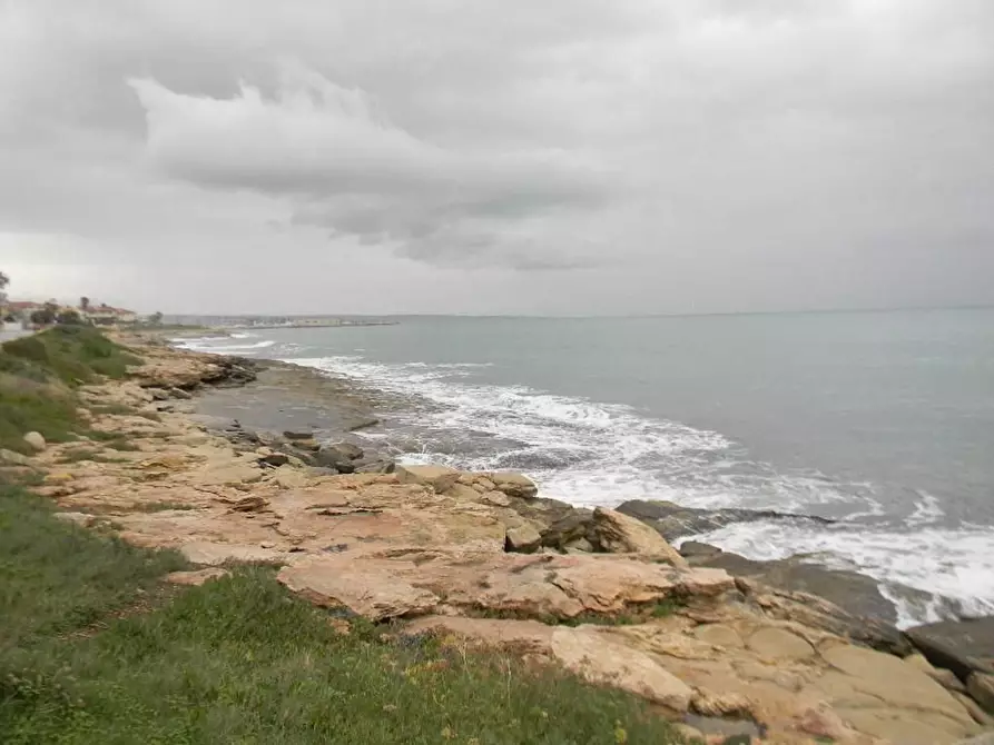 Immagine 2 di Terreno residenziale in vendita  a Ragusa