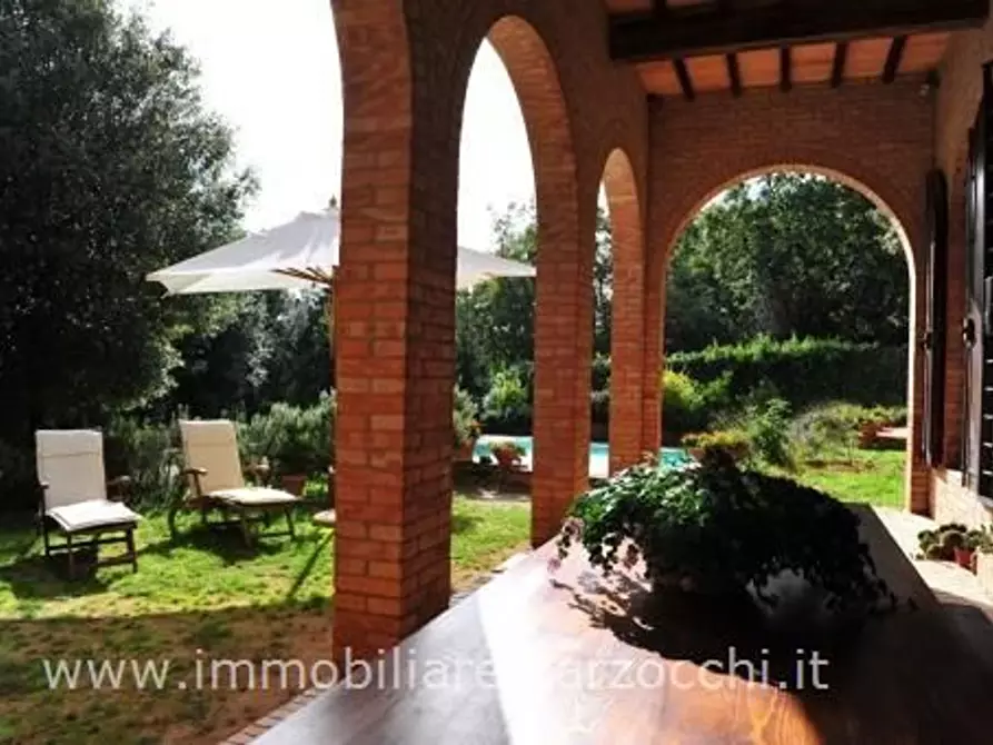 Immagine 4 di Villa in vendita  a Monteriggioni