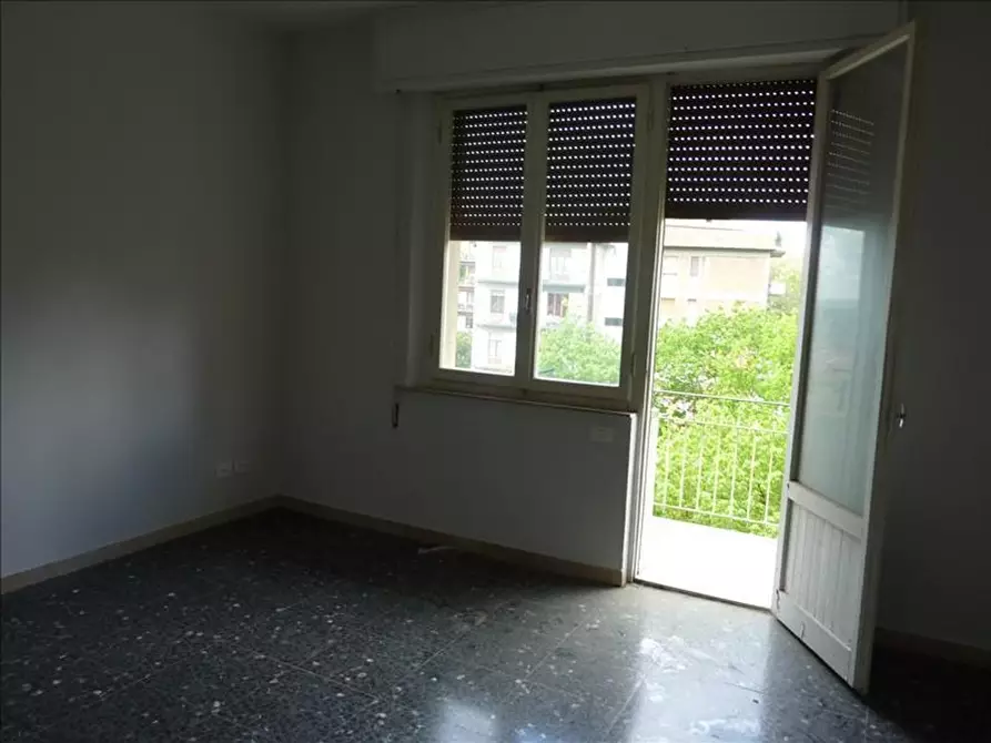 Immagine 11 di Appartamento in affitto  a Siena