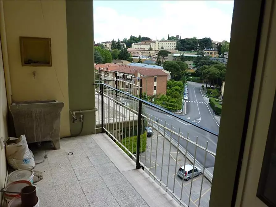 Immagine 3 di Appartamento in affitto  a Siena