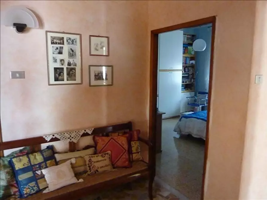 Immagine 6 di Appartamento in vendita  a Siena