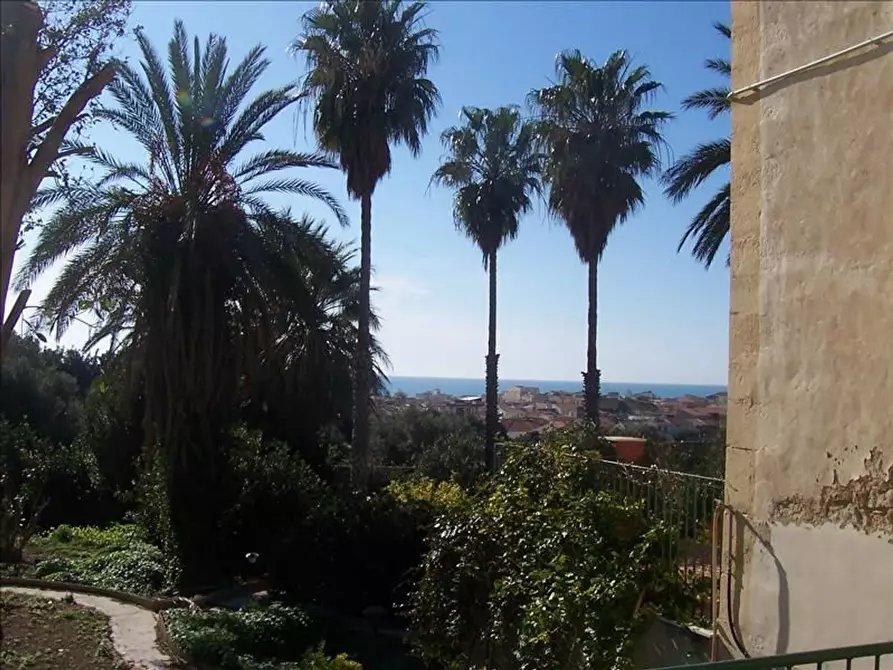 Immagine 30 di Villa in vendita  a Ragusa