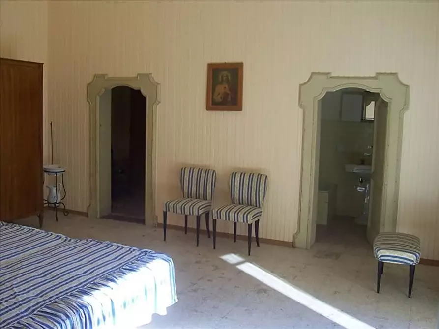 Immagine 38 di Villa in vendita  a Ragusa