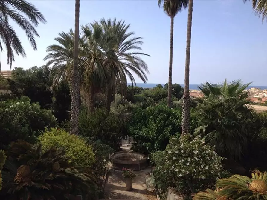 Immagine 18 di Villa in vendita  a Ragusa