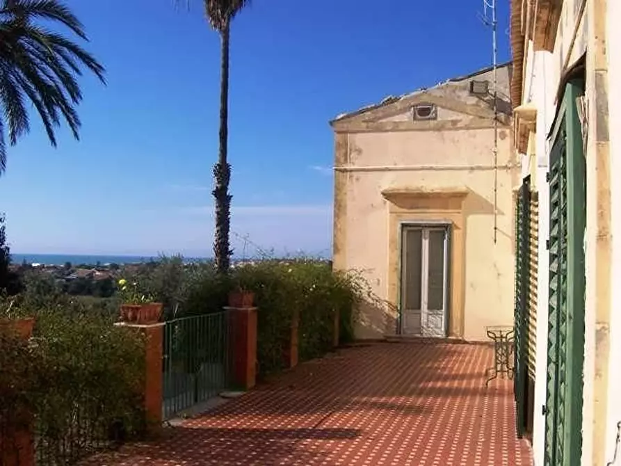 Immagine 26 di Villa in vendita  a Ragusa