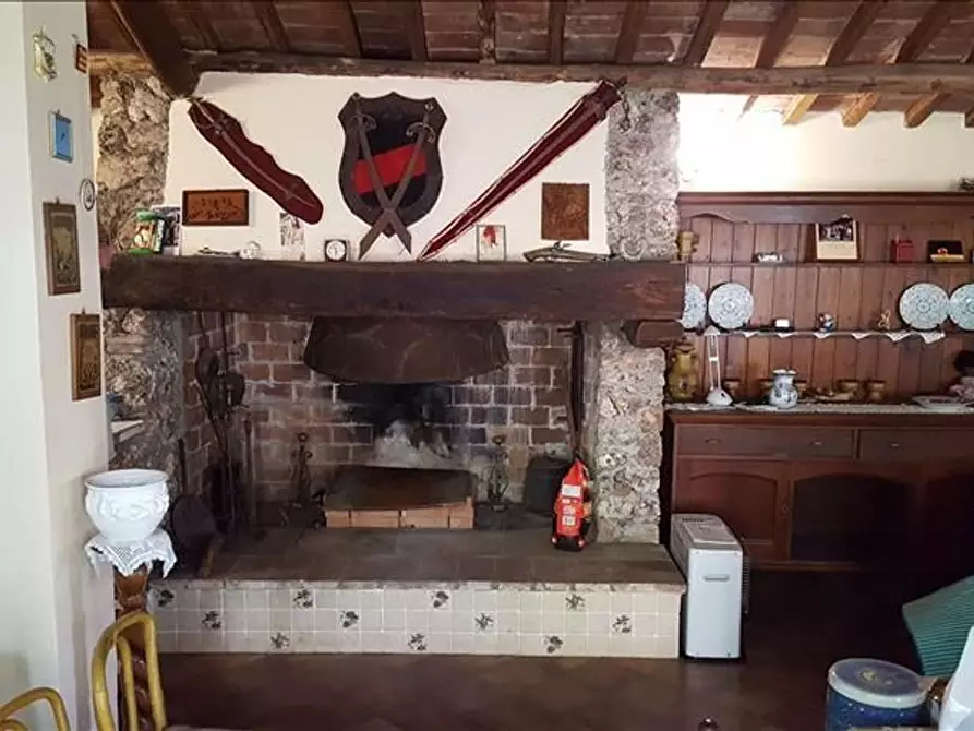 Immagine 17 di Villa in vendita  a Sovicille