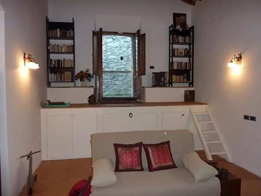 Immagine 18 di Appartamento in vendita  a Murlo