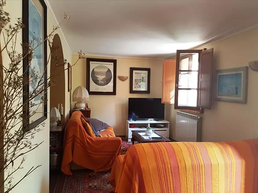 Immagine 11 di Appartamento in vendita  a Monteriggioni