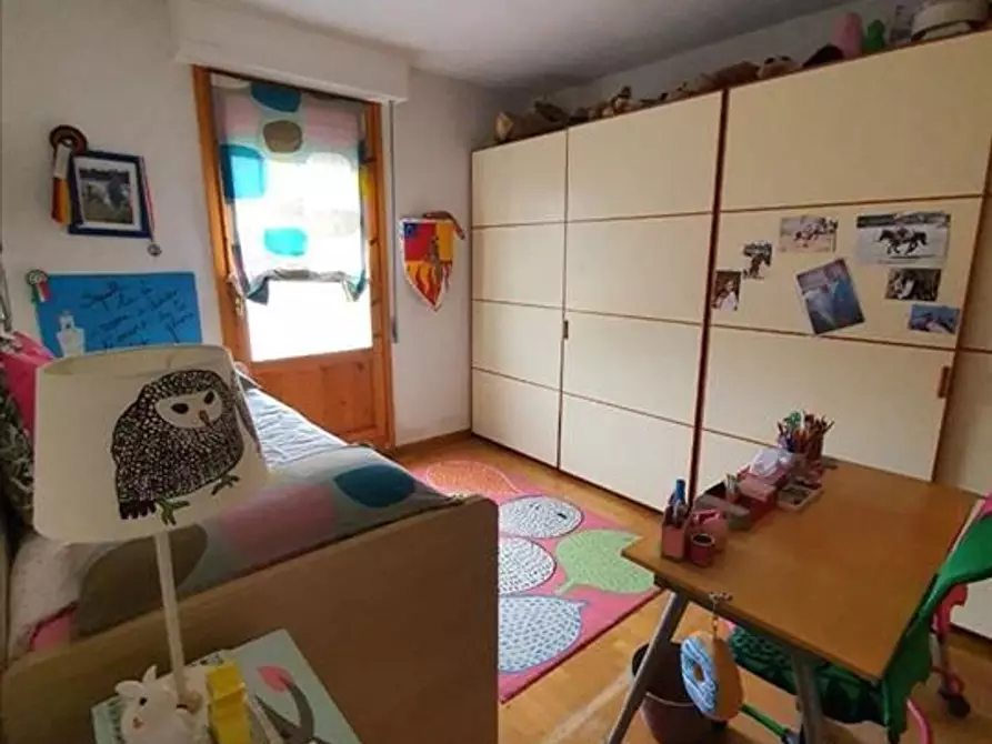 Immagine 10 di Appartamento in vendita  a Siena