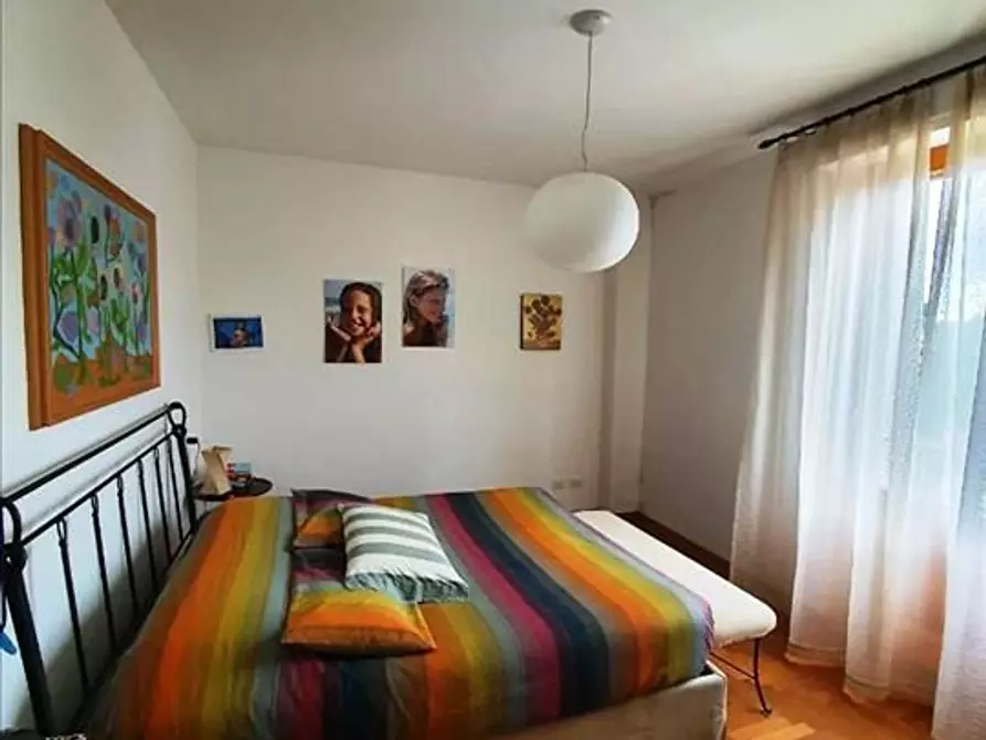 Immagine 12 di Appartamento in vendita  a Siena