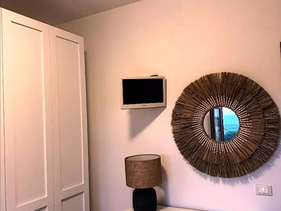 Immagine 7 di Appartamento in vendita  a Siena